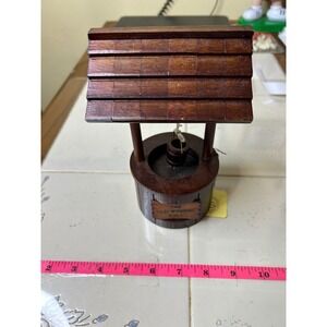 Vintage George Good Corporation Musical‎ Wishing Well Decor 1984